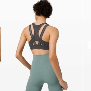 Lululemon Geared To Train Bra Size 4 Medium Support B/C Cup